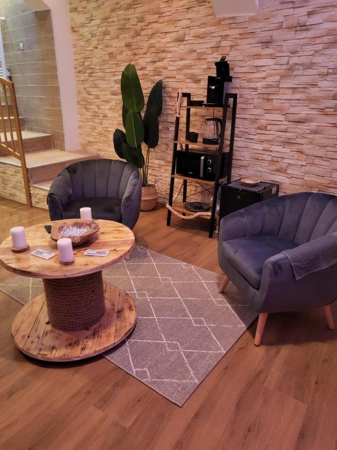 Le Spa De La Cathedrale - Jacuzzi - Sauna - Champagne - Netflix - Wifi Troyes Luaran gambar